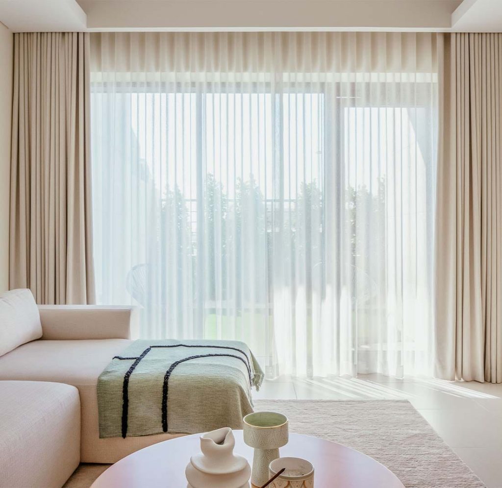 blackoutcurtainsinterior.com